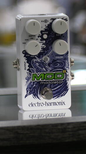 Electro-Harmonix MOD 11 Modulation Pedal | Long & McQuade